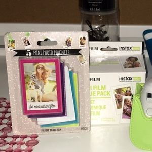 Polaroid Instax Mini 9 Film & Frames